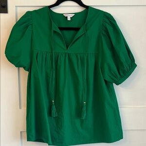 crown & ivy Emerald Green Puff Sleeve Tassel Blouse